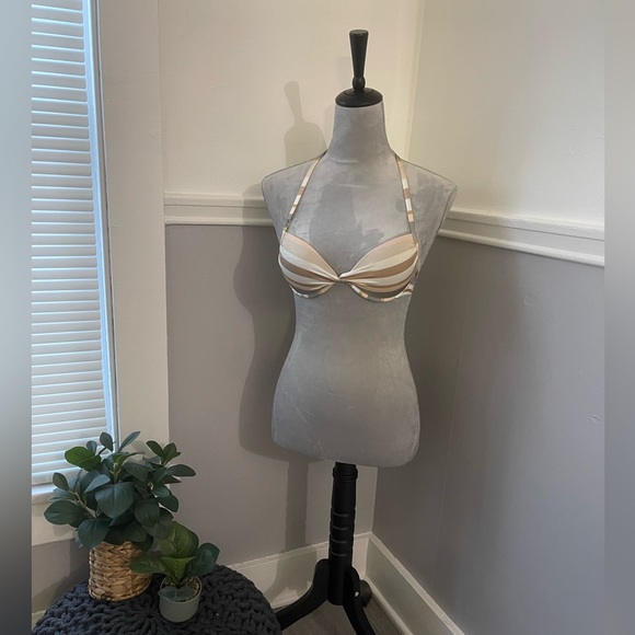 🔵5 For $15🔵 Victoria’s Secret Stripe Bikini Top - Picture 1 of 6